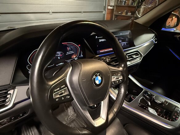 2019 BMW X5 30d IV (G05/G18), чёрный, 6025000 рублей - вид 5