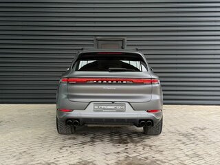 2024 Porsche Cayenne III Рестайлинг, серый, 14950000 рублей, вид 4