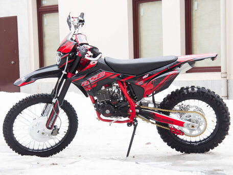 2025 BSE Z10, красный, 269990 рублей, вид 2