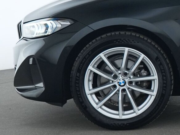2023 BMW 3 серии 318d VII (G2x) Рестайлинг, чёрный, 3750000 рублей - вид 13