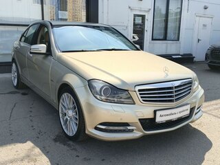 2011 Mercedes-Benz C-Класс 200 III (W204) Рестайлинг, бежевый, 1170000 рублей, вид 3