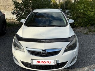 2011 Opel Astra J, белый, 650000 рублей, вид 1