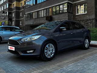 2017 Ford Focus III Рестайлинг, серый, 1355000 рублей, вид 1