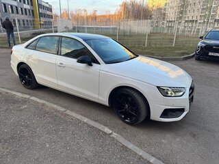 2020 Audi A4 35 TFSI V (B9) Рестайлинг, белый, 1900000 рублей, вид 2