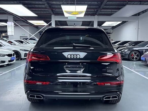 2023 Audi Q5 L 40 TFSI II (FY) Рестайлинг, чёрный, 3726585 рублей - вид 3