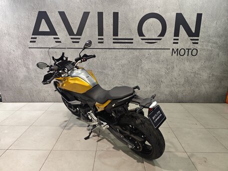 2020 BMW F 900 XR, жёлтый, 990000 рублей, вид 3