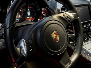 2014 Porsche Cayenne S Diesel II (958), чёрный, 3200000 рублей, вид 2
