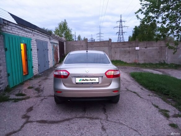 2011 Renault Fluence I, бежевый, 550000 рублей - вид 7