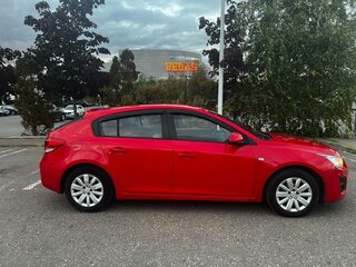 2013 Chevrolet Cruze I Рестайлинг, красный, 800000 рублей, вид 3