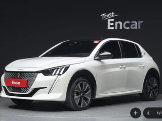 2021 Peugeot 208 II, белый, 850000 рублей, вид 1