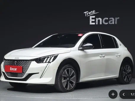 2021 Peugeot 208 II, белый, 850000 рублей, вид 1