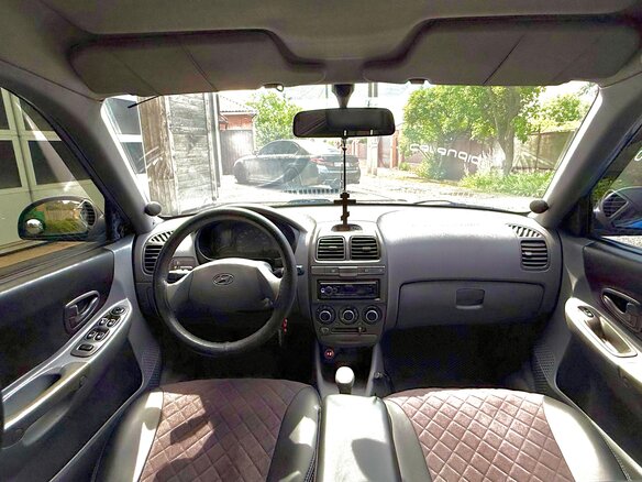 2004 Hyundai Accent ТагАЗ II, фиолетовый, 450000 рублей - вид 5