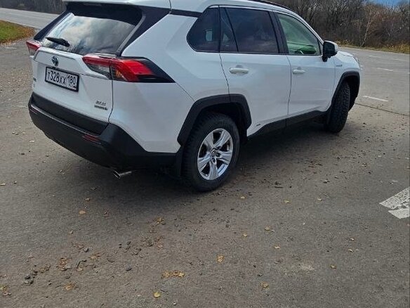 2020 Toyota RAV4 V (XA50), белый, 3500000 рублей - вид 6