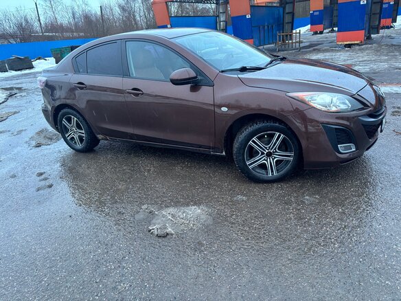 2012 Mazda 3 II (BL) Рестайлинг, коричневый, 600000 рублей - вид 1