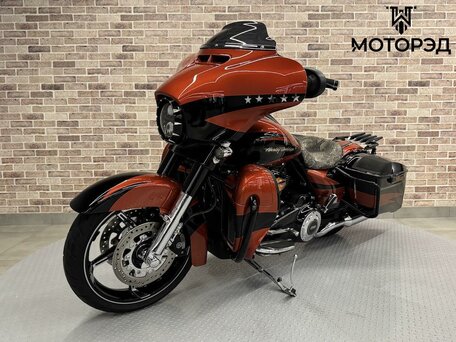 2016 Harley-Davidson CVO Street Glide, чёрный, 1900000 рублей, вид 2