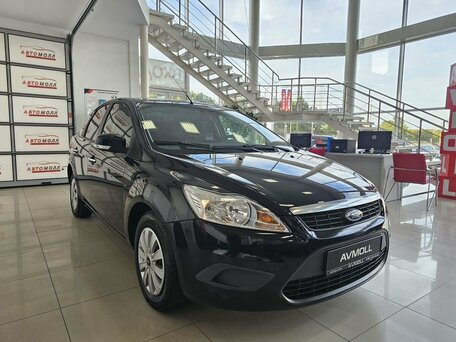 2010 Ford Focus II Рестайлинг, чёрный, 895000 рублей, вид 3