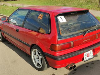 1991 Honda Civic IV, красный, 1400000 рублей, вид 4