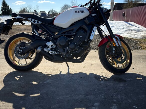 2020 Yamaha XSR900, белый, 850000 рублей - вид 6
