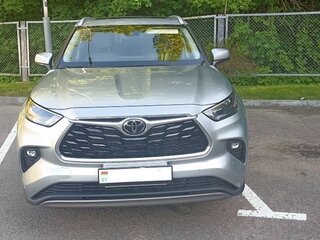 2023 Toyota Highlander IV (XU70), серебристый, 4500000 рублей, вид 1