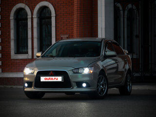 2008 Mitsubishi Lancer X, бежевый, 850000 рублей, вид 3