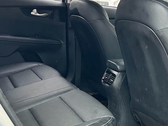 2022 Kia K3 II (China Market) Рестайлинг, серый, 1150000 рублей - вид 10