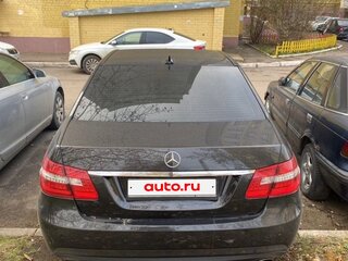 2010 Mercedes-Benz E-Класс 200 5G-Tronic IV (W212, S212, C207), чёрный, 1300000 рублей, вид 3