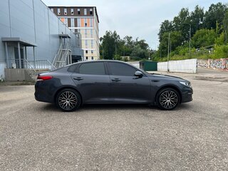 2017 Kia Optima IV, серый, 1400000 рублей, вид 4