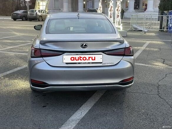 2024 Lexus ES 300h VII Рестайлинг, серый, 5500000 рублей - вид 24