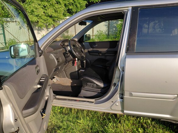 2006 Nissan X-Trail I Рестайлинг, серебристый, 550000 рублей - вид 9