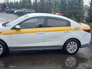 2020 Kia Rio IV, белый, 750000 рублей, вид 3