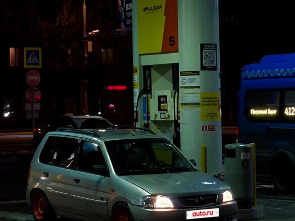 2002 Mazda Demio I (DW), серебристый, 150000 рублей - вид 7