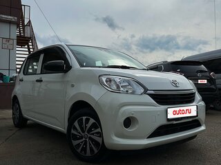2019 Toyota Passo III Рестайлинг, белый, 790000 рублей, вид 3