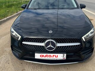2018 Mercedes-Benz A-Класс 200 IV (W177), чёрный, 2250000 рублей, вид 3