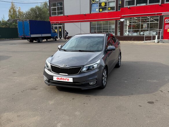 2016 Kia Rio III Рестайлинг, серый - вид 2