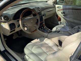 2007 Mercedes-Benz CLK-Класс 350 II (W209) Рестайлинг, белый, 650000 рублей, вид 5