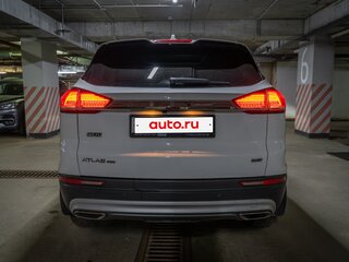 2024 Geely Atlas Pro, белый, 2449000 рублей, вид 5