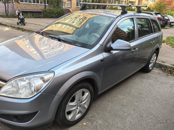 2011 Opel Astra H Рестайлинг, серебристый, 570000 рублей - вид 28