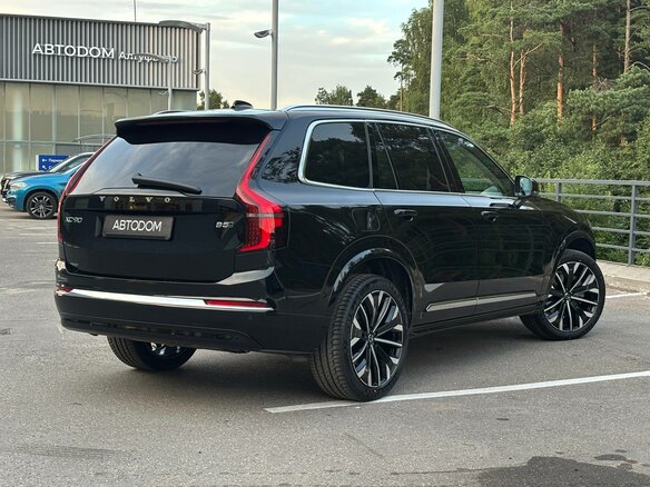 2026 Volvo XC90 B5 II Рестайлинг 2, чёрный, 11100000 рублей - вид 5