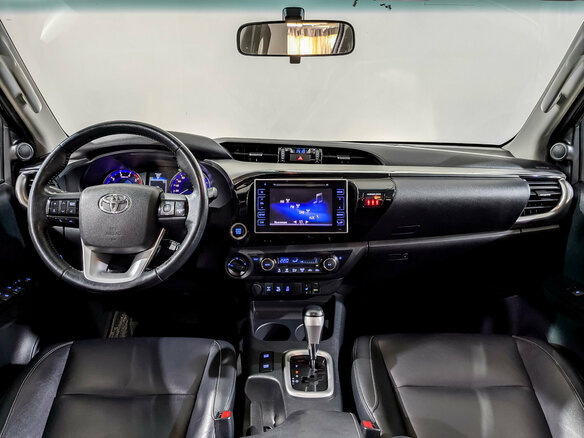 2017 Toyota Hilux VIII, чёрный, 3575000 рублей - вид 11