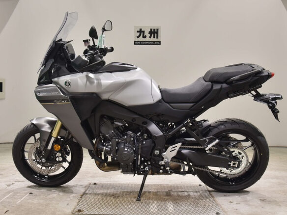 2026 Yamaha Tracer 9, серый, 1600000 рублей - вид 1