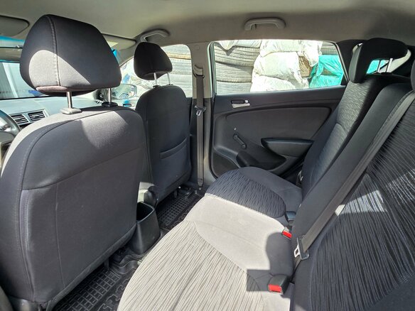 2015 Hyundai Solaris I Рестайлинг, серый, 599000 рублей - вид 5