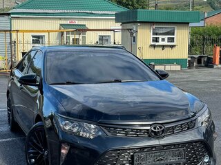2017 Toyota Camry VII (XV50) Рестайлинг 2, чёрный, 1900000 рублей, вид 4