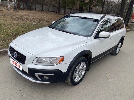 2014 Volvo XC70 II Рестайлинг, белый, 1805000 рублей, вид 1