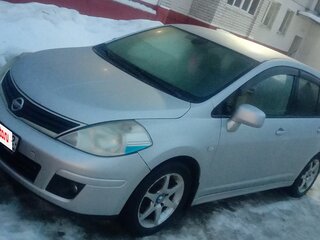 2008 Nissan Tiida I, серебристый, 520000 рублей, вид 1