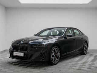 2026 BMW 5 серии 540d xDrive VIII (G60/G61/G68), чёрный, 13750000 рублей, вид 1