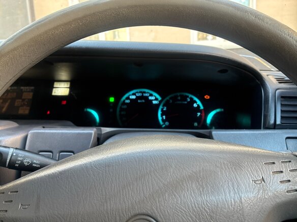 2000 Nissan Gloria XI (Y34), серый, 420000 рублей - вид 6