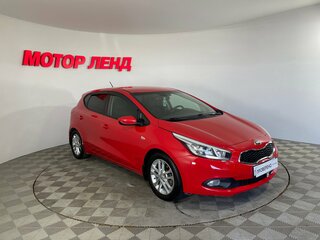 2014 Kia Ceed II, красный, 755000 рублей, вид 3