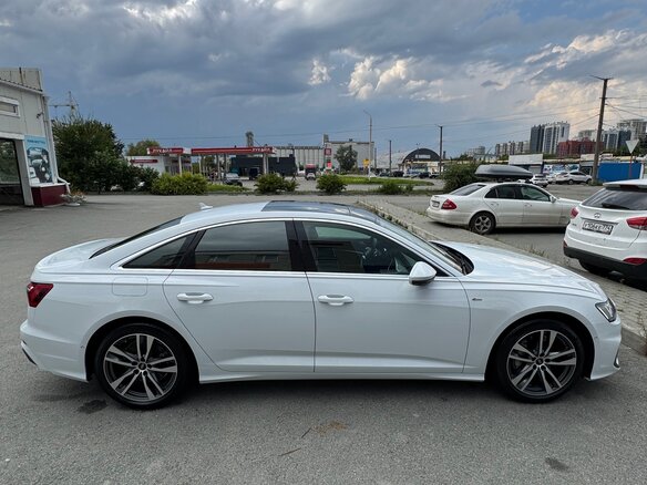 2022 Audi A6 45 TFSI V (C8), белый - вид 3
