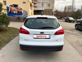2017 Ford Focus III Рестайлинг, белый, 948000 рублей, вид 4