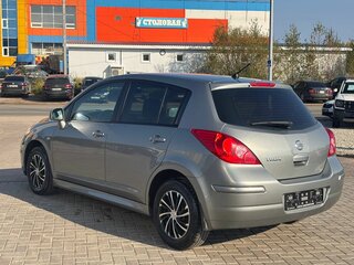 2011 Nissan Tiida I Рестайлинг, серый, 720000 рублей, вид 5
